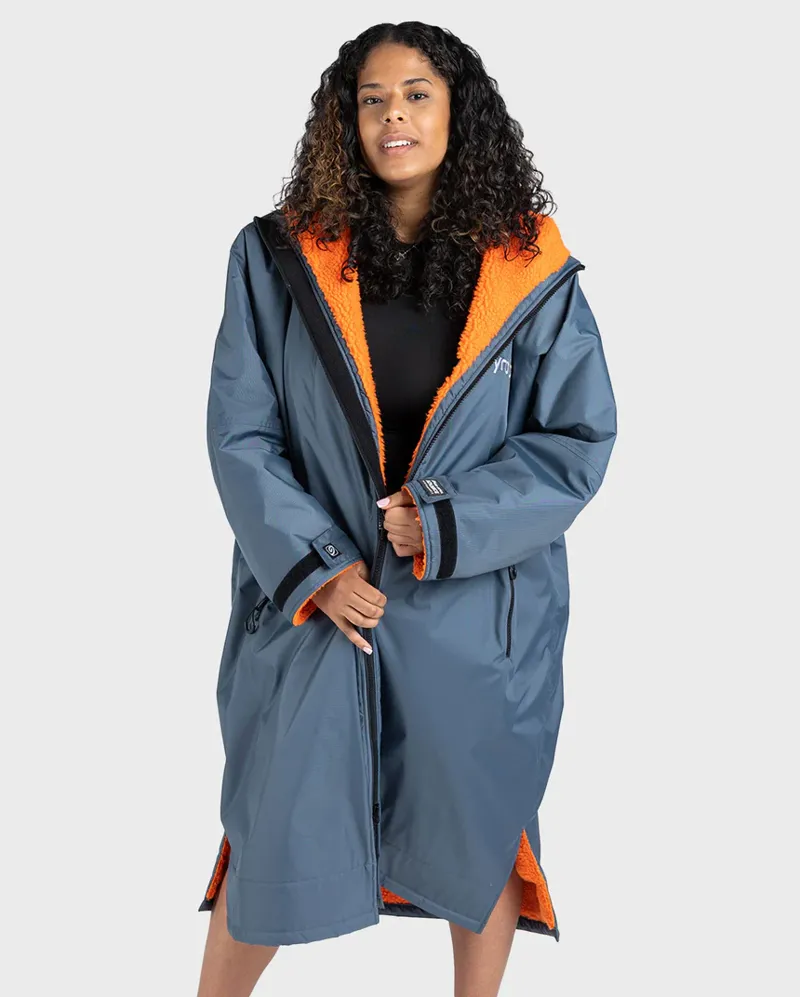 dryrobe Advance Adult Long Sleeve V3- Dark Grey/ Orange